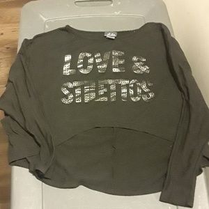 long sleeve crop top